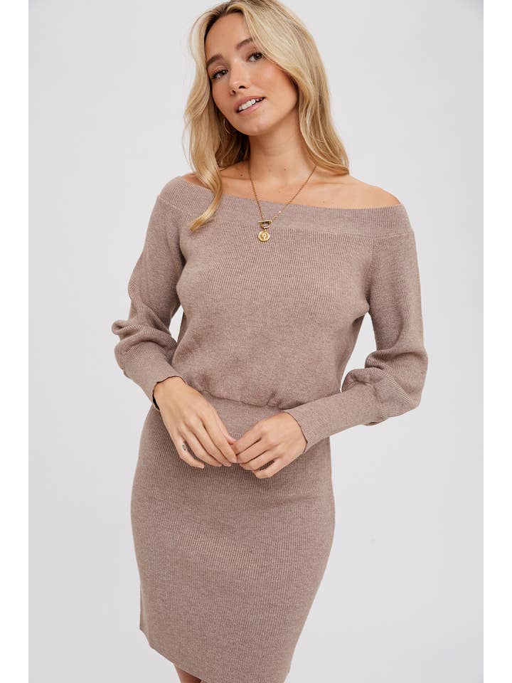 Bluivy - Wholesale Jurk - Dames - OFF-THE-SHOULDER SWEATERJURK12
