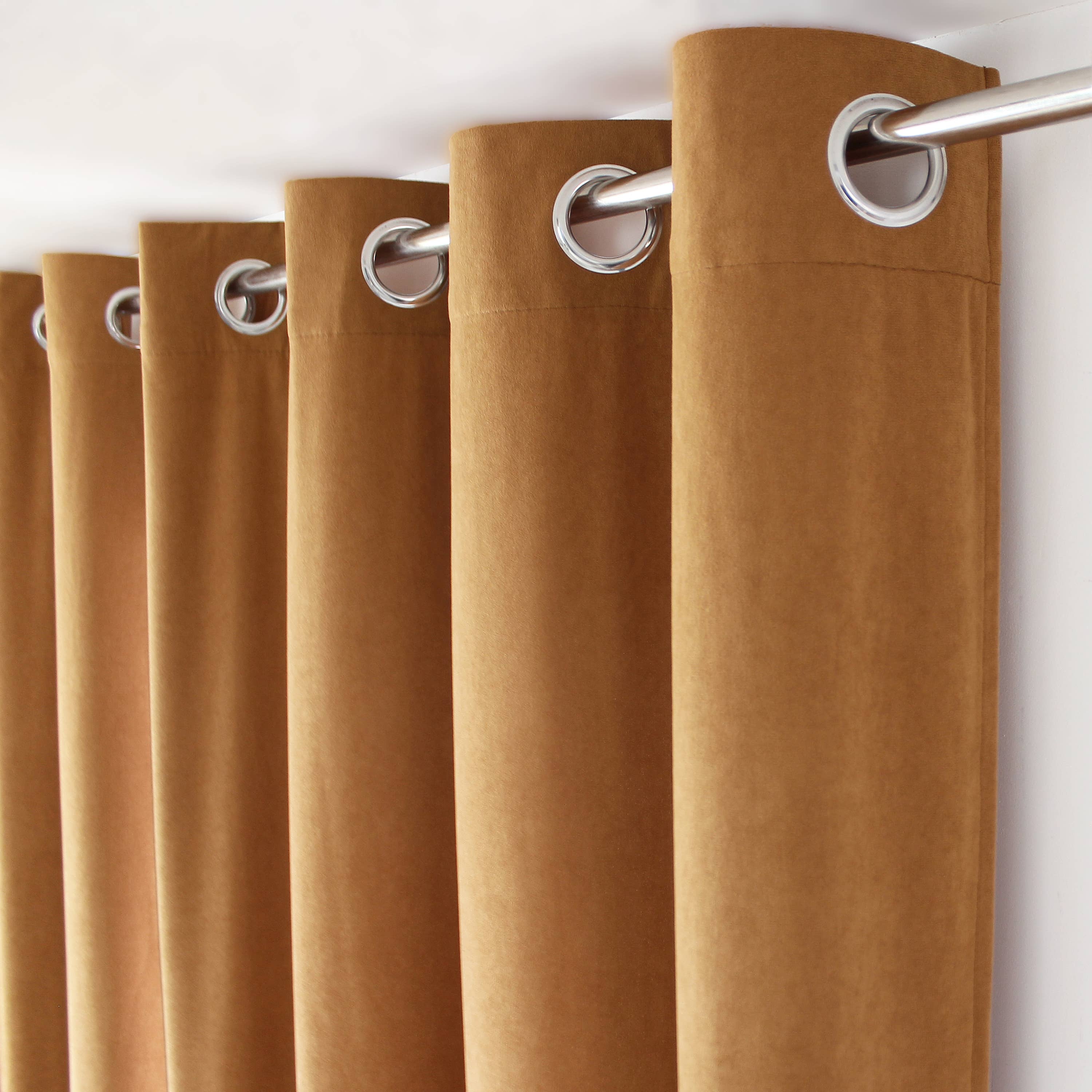 DECOSTARS - CmaDECO - Wholesale Curtain - Eyelet Curtain, 140x260cm, Velvet, Câlin Collection4