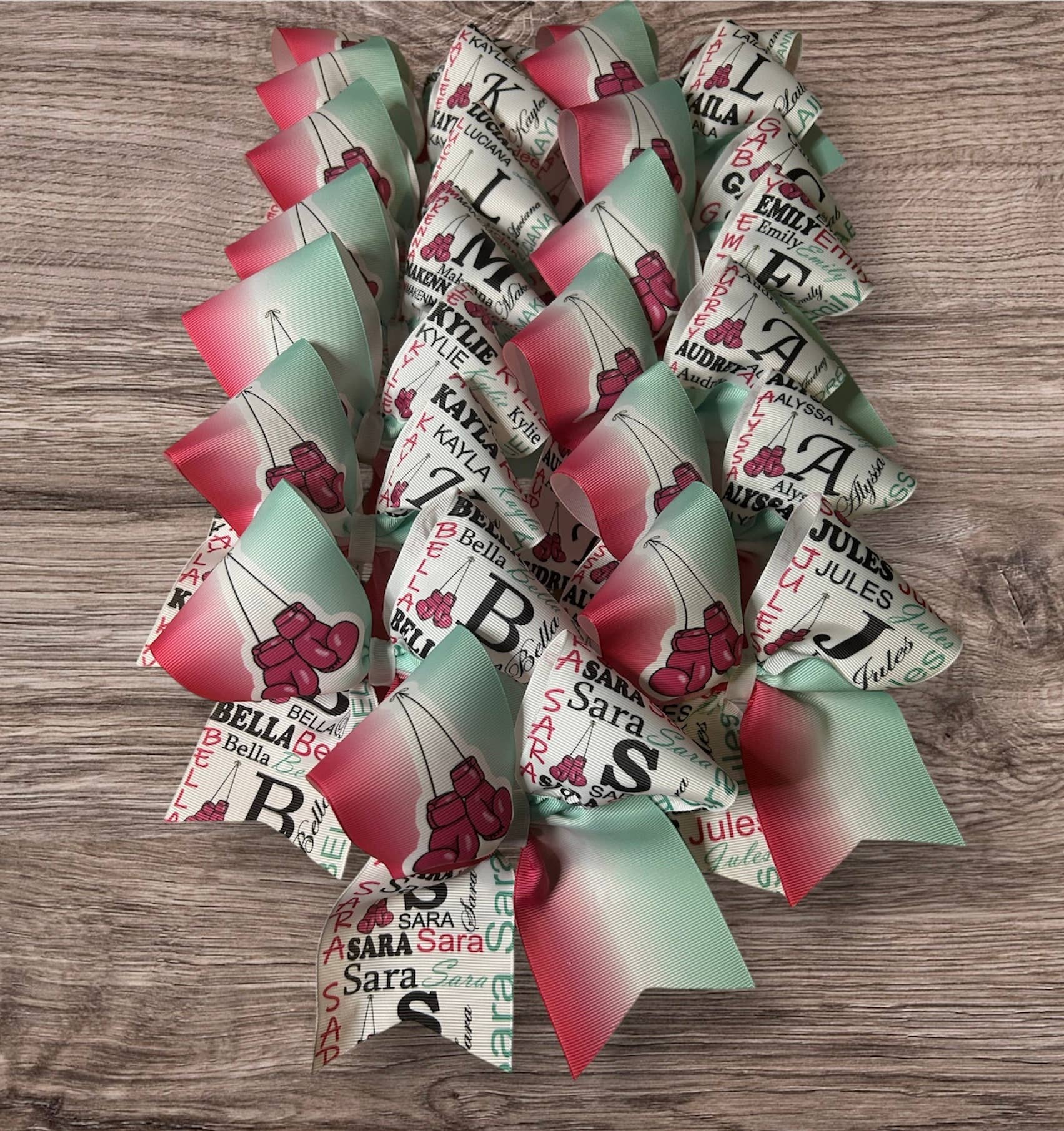 That Bow Shop Chick - Wholesale Hair Bow - Kids - Custom Name Design Cheer Bows