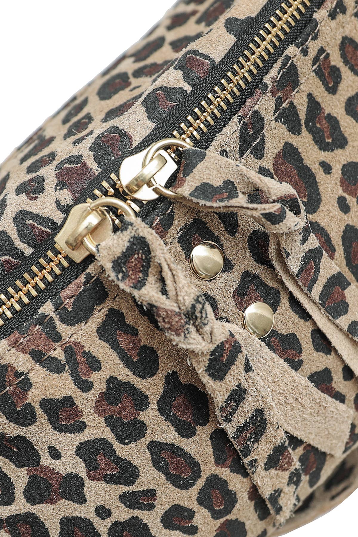 Cherry Paris – wholesale Midjeväska - Dam – NELLY LEOPARD midjeväska i leopardmönstrad mocka - 4061B10