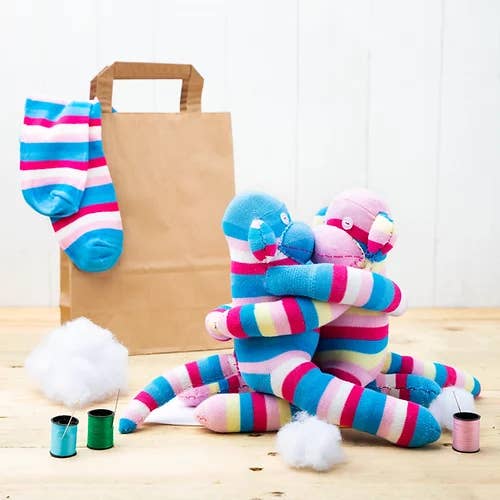Love Monkeys Craft Kit for wholesale by Sock Creatures