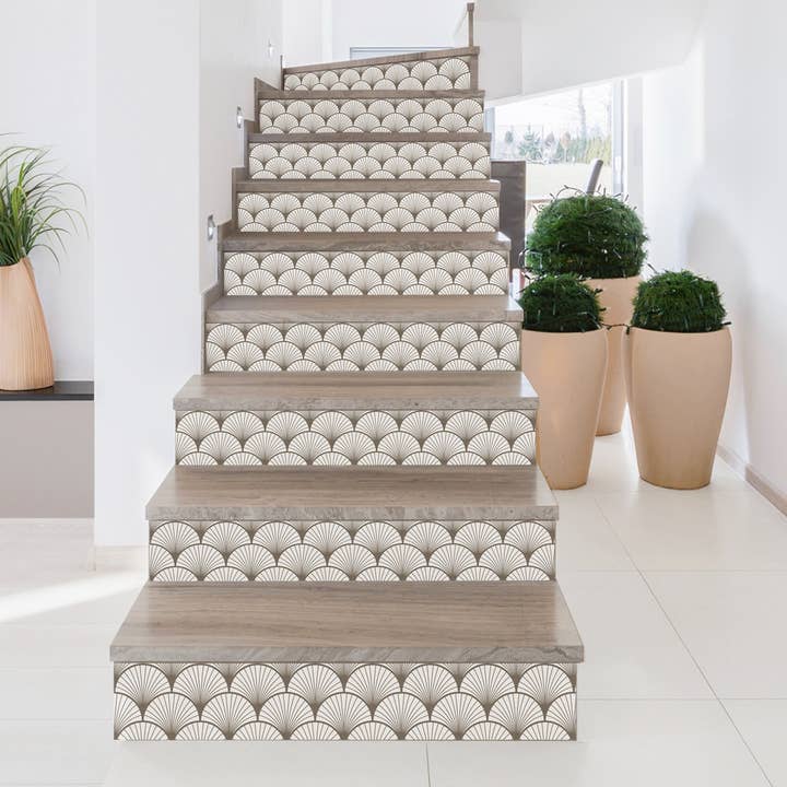 Le Grand Cirque - Wholesale Wallpaper - SEIGAIHA Beige Adhesive Vinyl Risers1