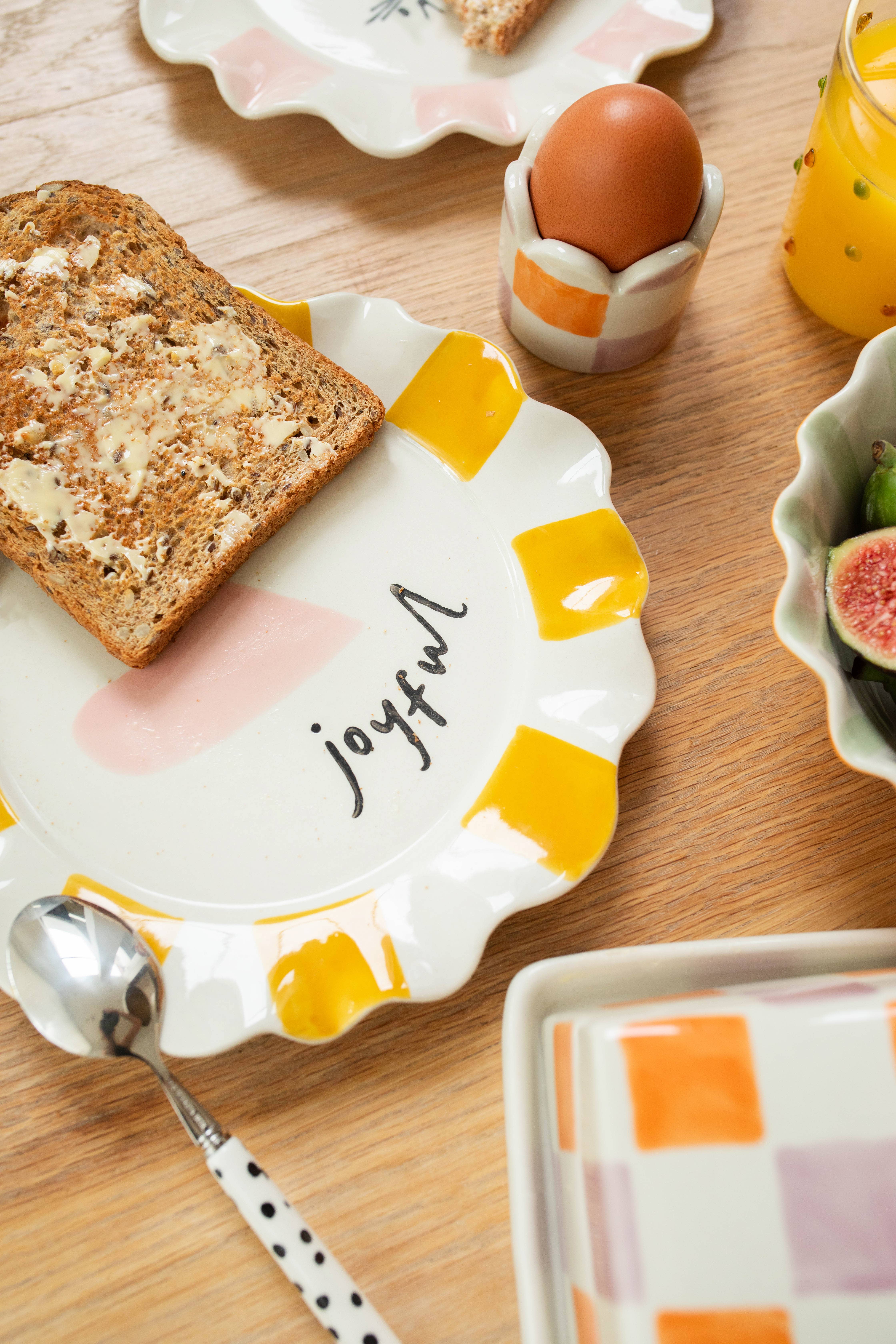 Caroline Gardner – wholesale Decorative plate/dish/bowl – Joyful Pink Heart Plate4