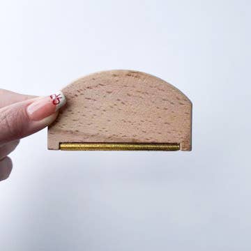 Smile Boutiques - Venta al por mayor Quitapelusas - Quitapelusas de Madera Ecológico1