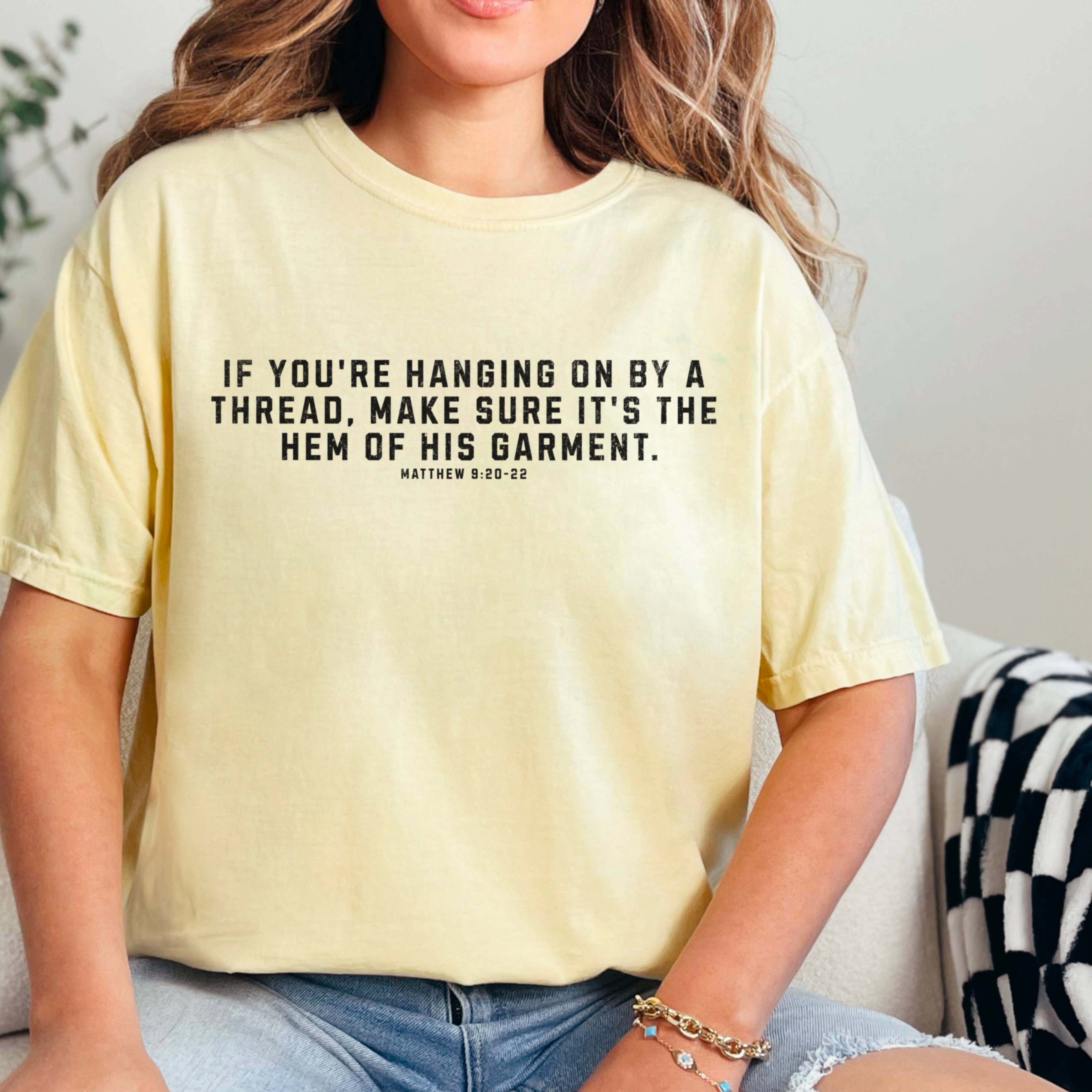 Shoppe SHC - Vente T-shirt à imprimés – femme - Christian Graphic | Ne tenir qu'à un fil | Couleur confort13