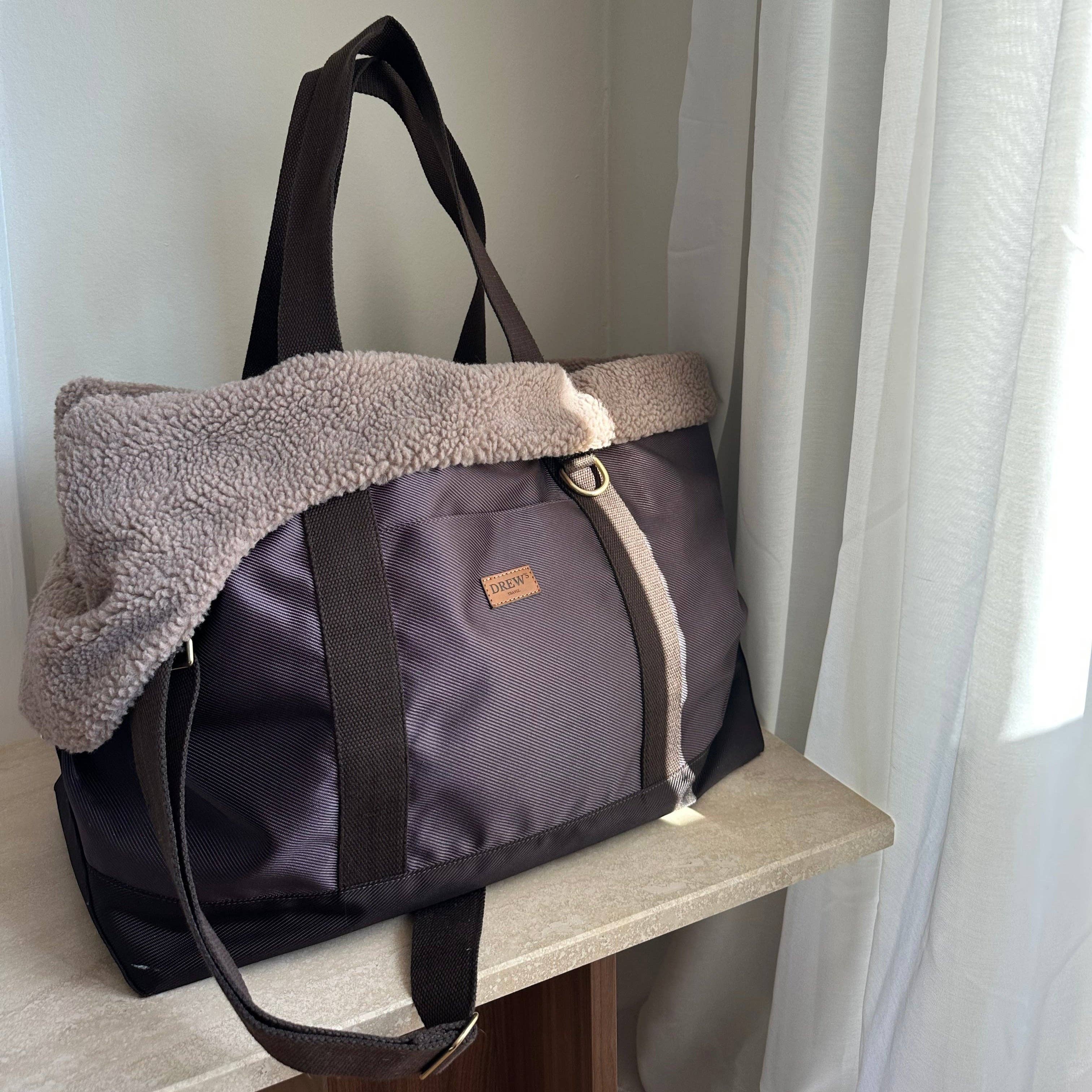 DrewsDogwear - Wholesale Pet Carrier - Dog - Cali // Sporty dog bag with soft inner lining in teddy fleece1