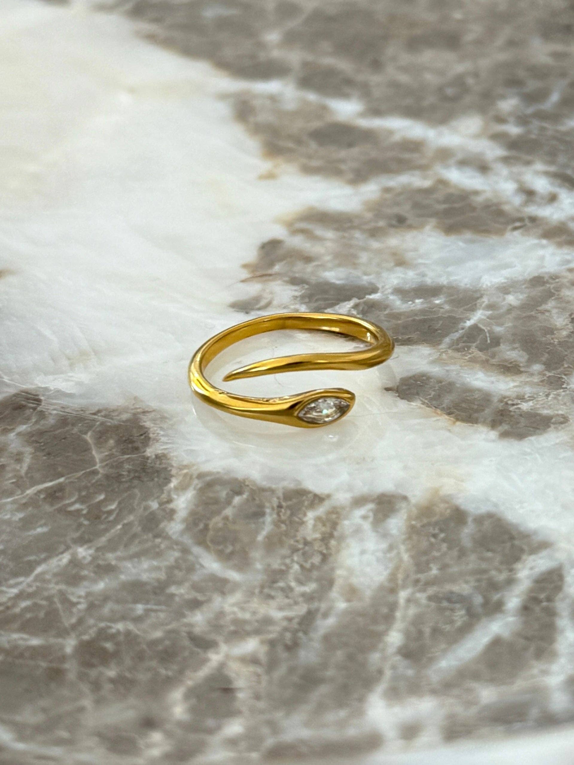 CHANSUTTPEARLS - Wholesale Band/Stacked Ring - DOLLY RING1