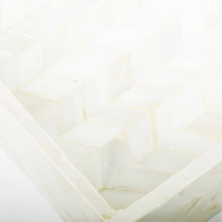 8 Oak Lane – wholesale Decorative tray – White Mother of Pearl Tray