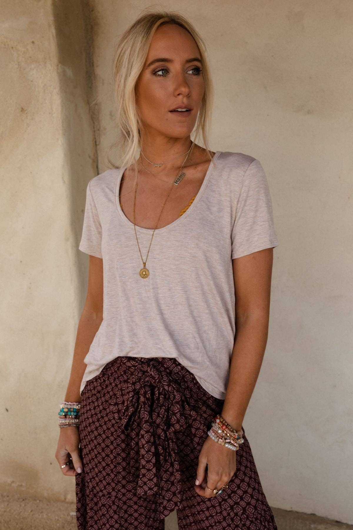 Three Bird Nest - Wholesale T-Shirt - Women's - Scoop Neck Bralette Tee - Heather Oatmeal7