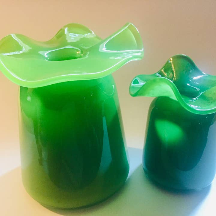 Terraglassworks - Wholesale Vase - Ruffle Bud vase17