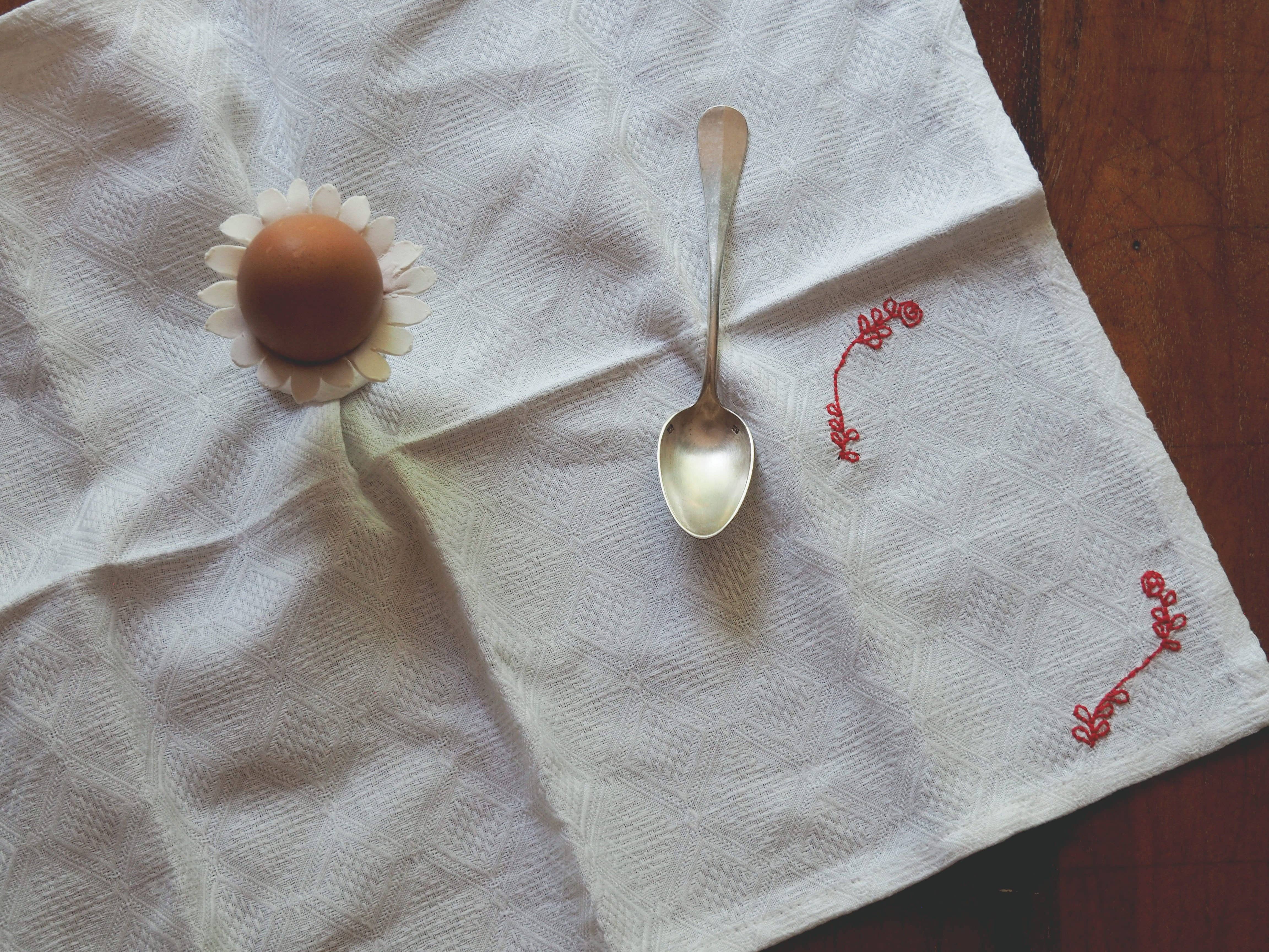 À bientôt - Wholesale Dinner & Cloth Napkin - Embroidered Rose Napkin3