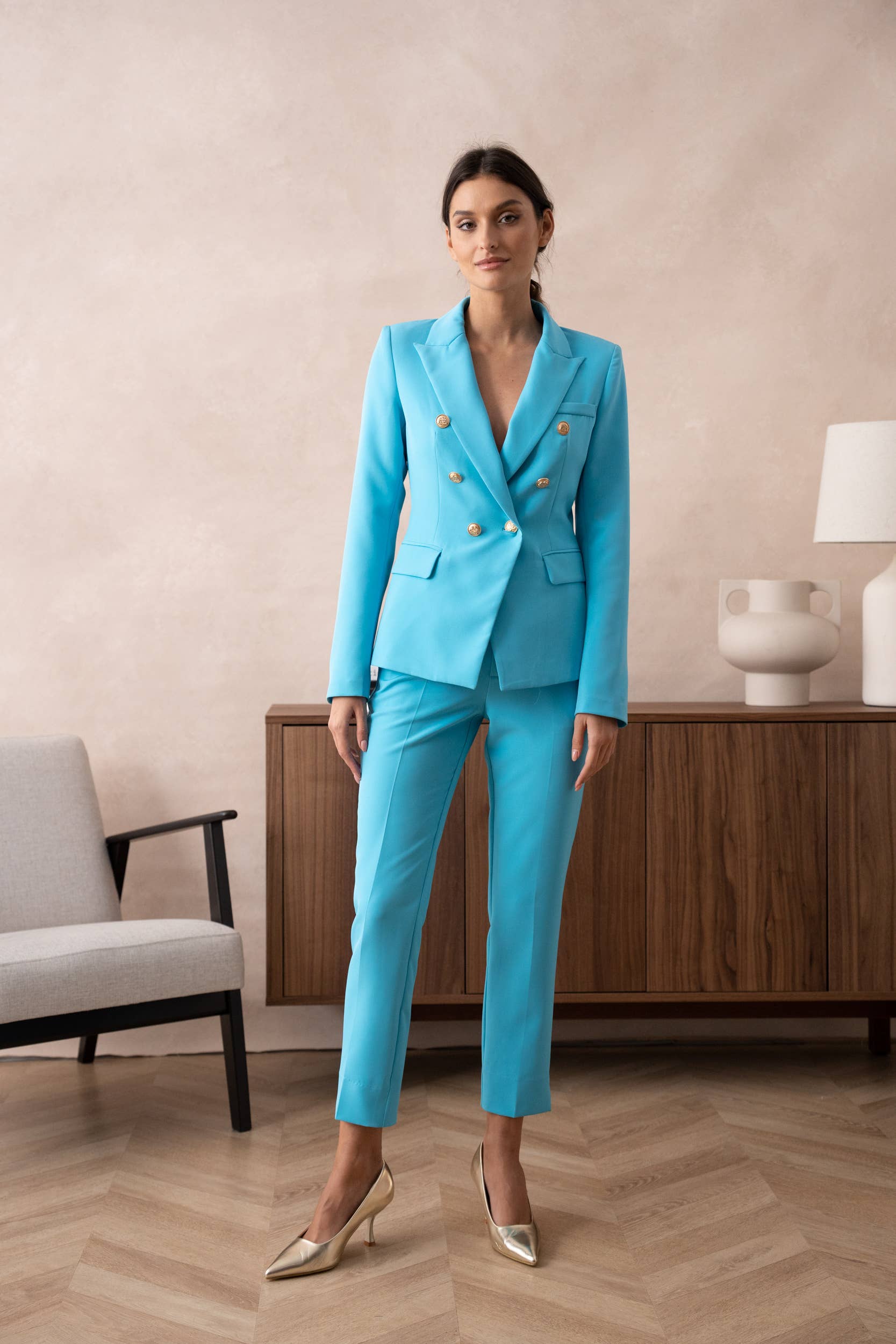 Attentif Paris - Wholesale Blazer - Women's - [Timeless] Fitted double-breasted blazer with gold buttons25