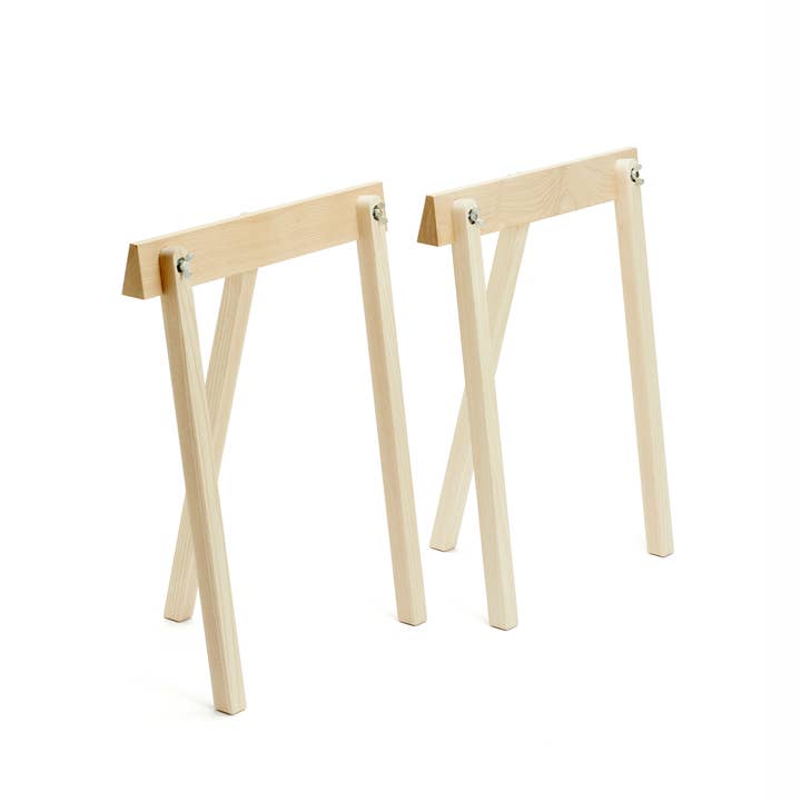 WOODEN FINLAND – mesa de apoio por atacado – Par de cavaletes Treehorse em madeira maciça de freixo1