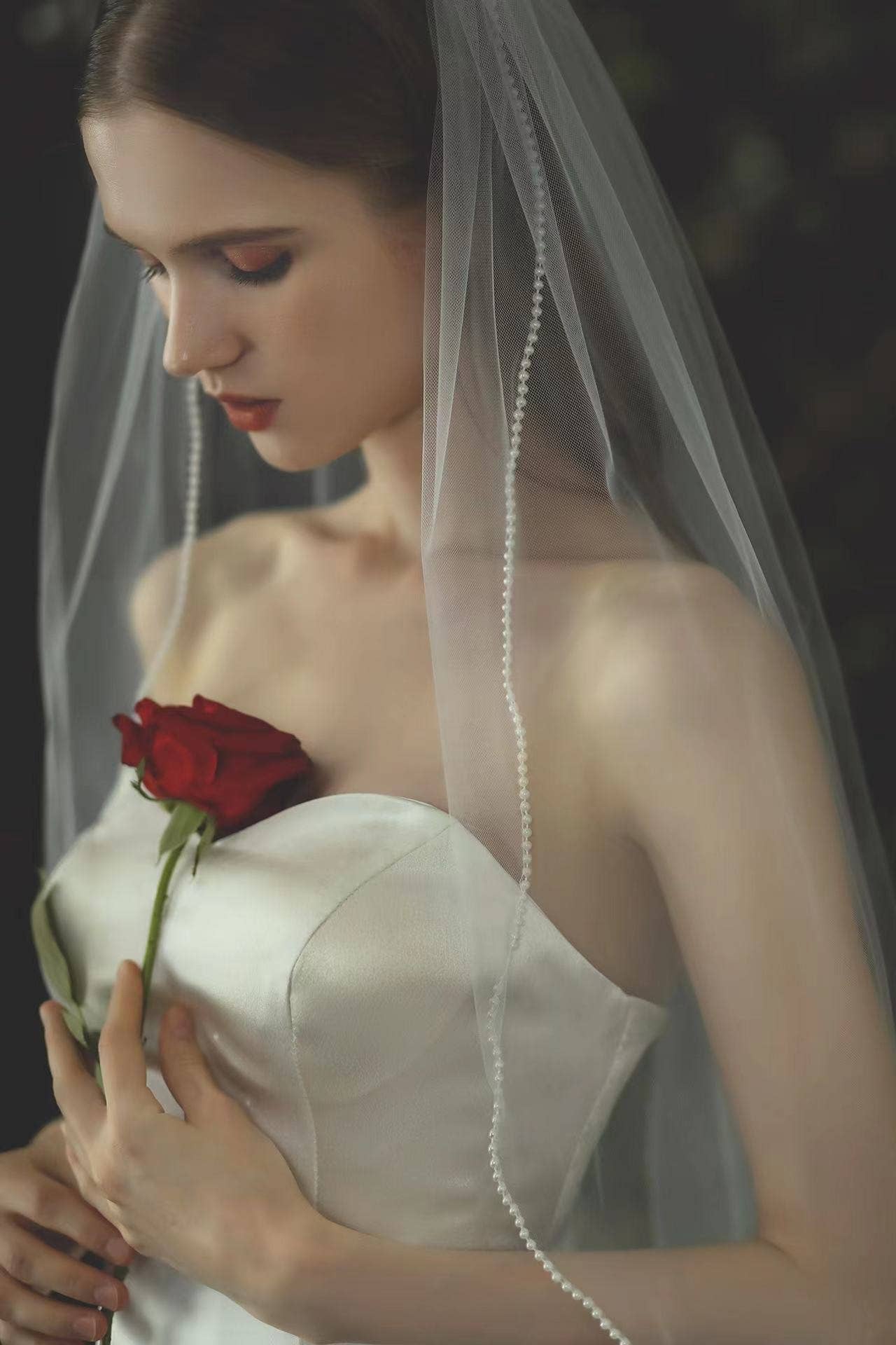 Floris Linens - Wholesale Sluier - Dames - Bruids sluier met parels, taille, walslengte