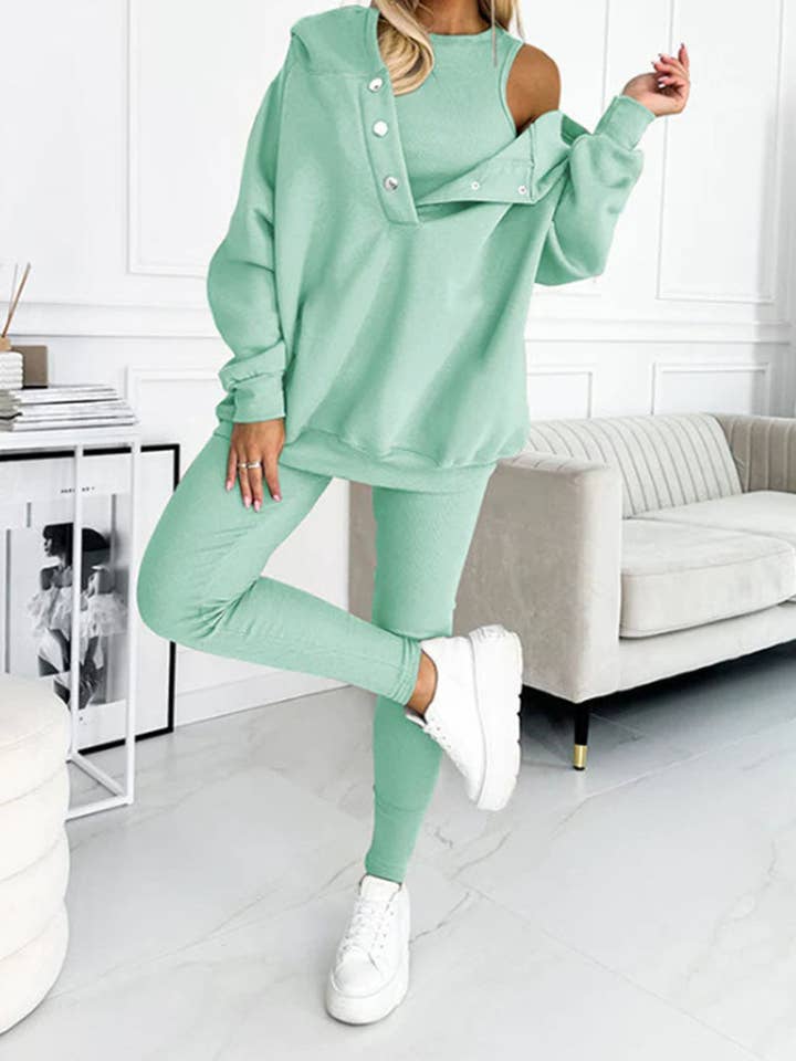DE VAVE - Wholesale Lounge Set - Women's - Buttoned Hoodie and Tank and Leggings Set