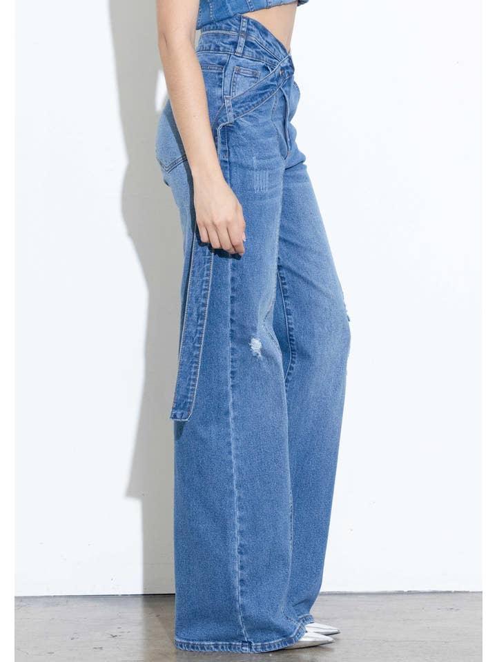 Pierre moyenne Jeans à jambes larges à taille croisée en vente sur Faire4