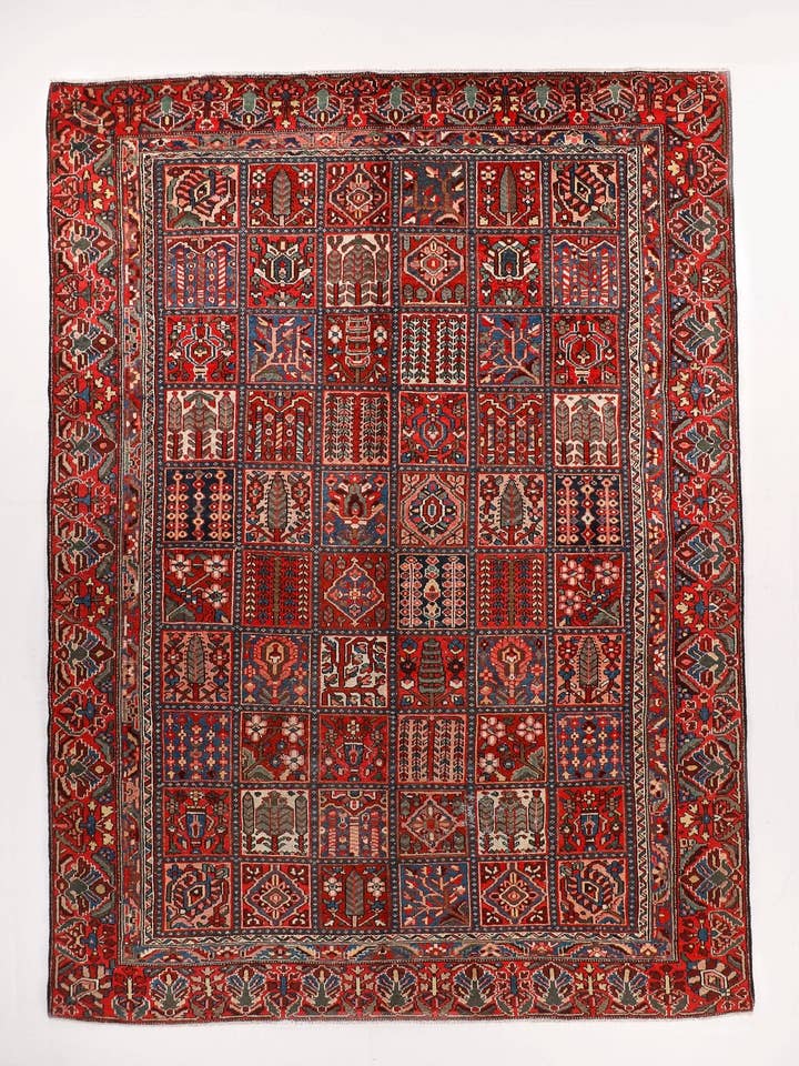 Tapis Bakhtiari Persan | 2,59 m x 3,81 m pour la vente par Rug the Rock