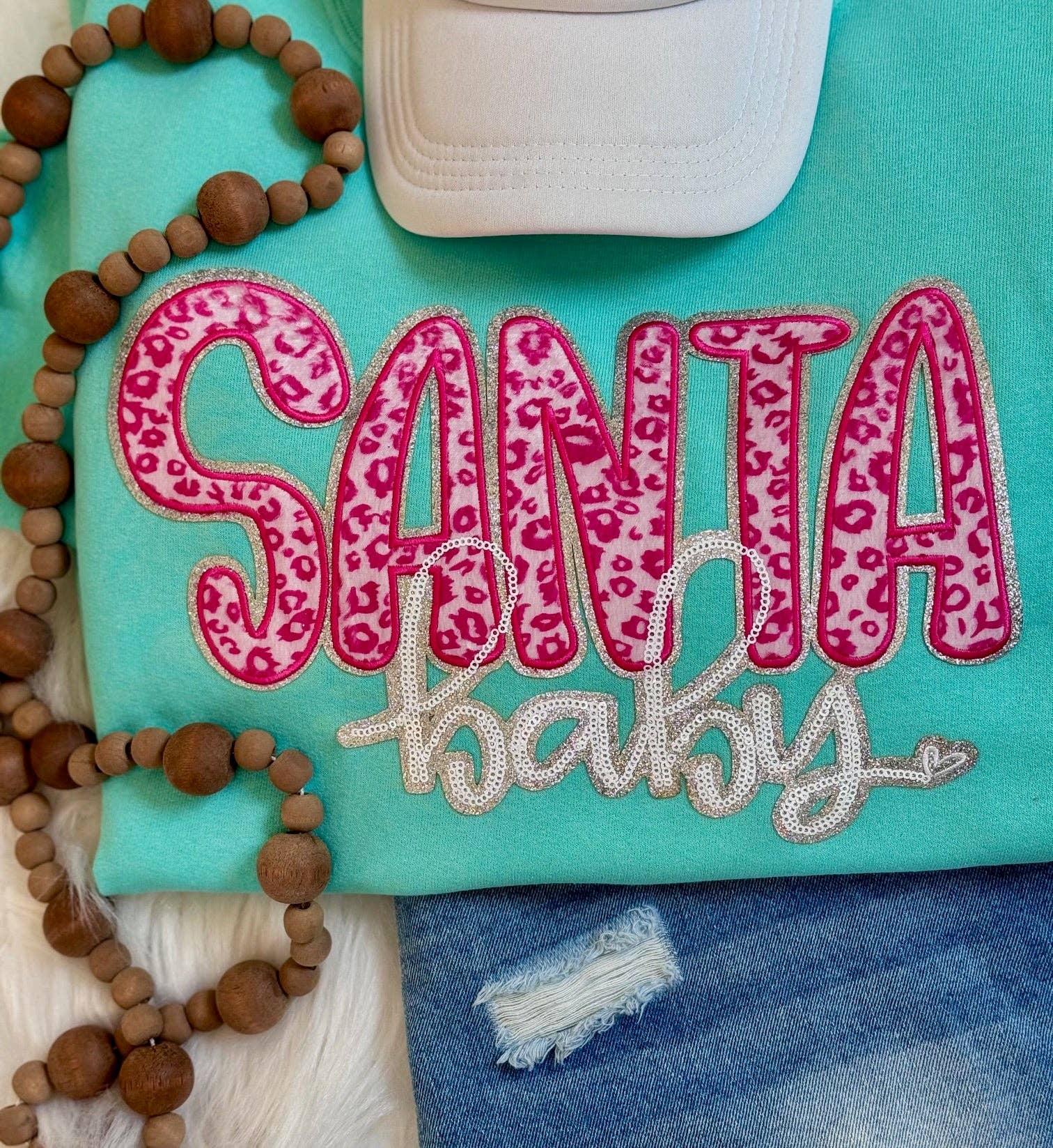 sequinandstiches – Emblema por atacado – Santa Baby Rosa Leopardo Chenille e Lantejoulas Patch Termocolante, Fundo de Purpurina Prateada, Patch de Natal2