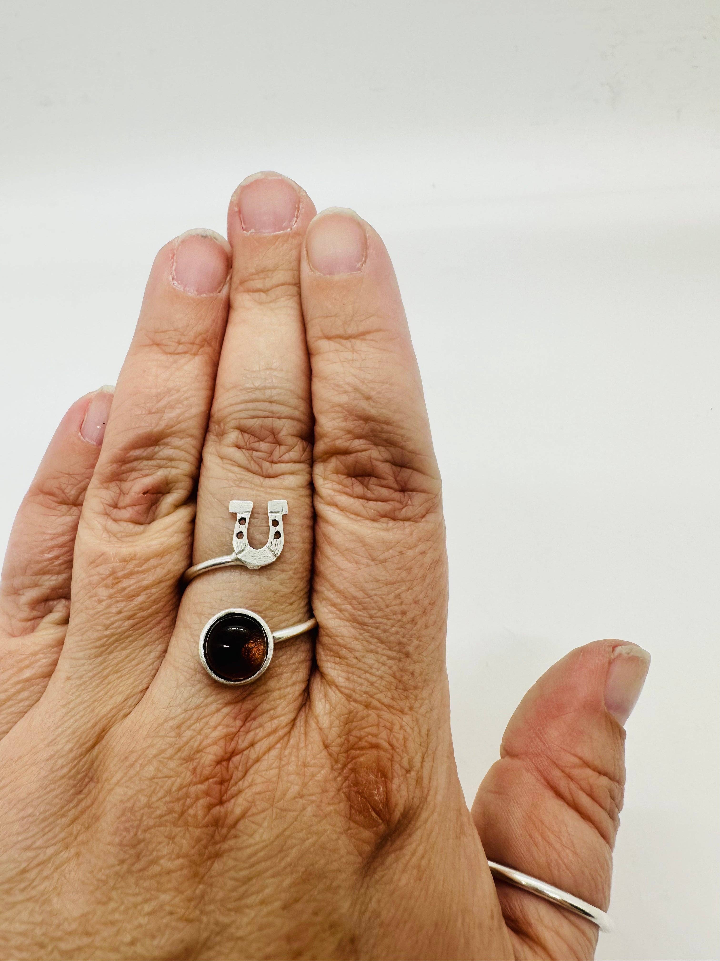 Ally Glass Studio – wholesale Cocktail/statement ring – Horse Shoe Adjustable ring3