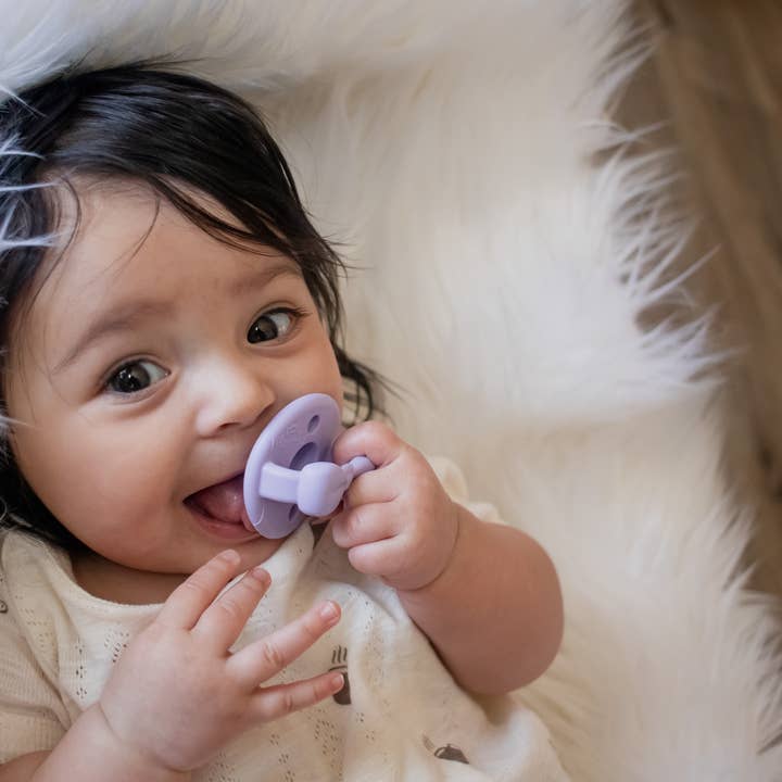 Itzy Ritzy - Wholesale Pacifier - Baby - *NEW SIZE* Sweetie Sootherâ„¢ Pacifier Sets (2-pack)