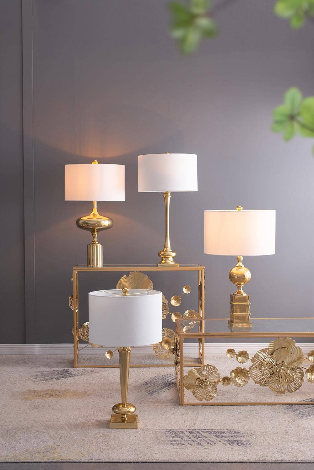 A&B Home Group Inc. – Candeeiro de secretária/decorativo por atacado – Candeeiro de Mesa D18x27,5" - Dourado/Branco13