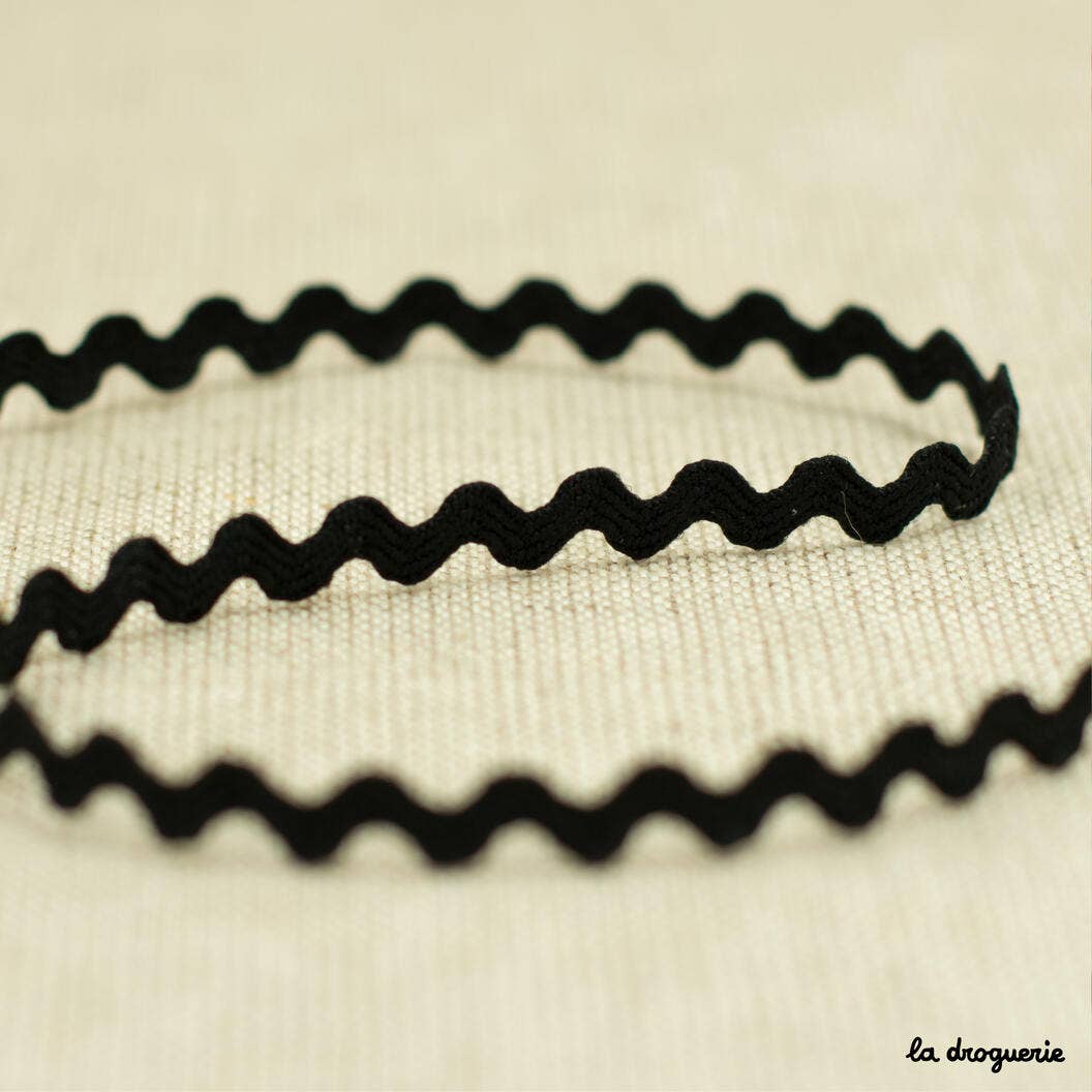 LA DROGUERIE - Wholesale Ribbon - Gift Wrapping - Small rickrack ribbon16