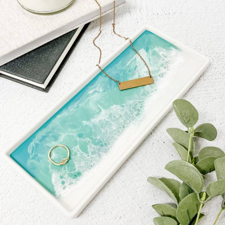 Lynn & Liana Designs - Wholesale Decorative Tray - Small Ceramic Resin Trays - Tariff free!