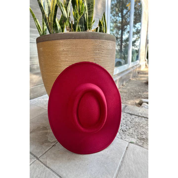 One and Only Accessories - Wholesale Fedora - Women's - Bestsellers Structured hat with a wide brim in faux felt Fas4