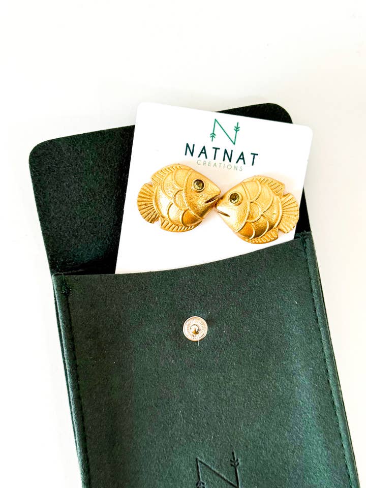 BOUCLES D'OREILLES RUBIS ~ Boucles d'oreilles poisson pour la vente par Natnat Creations