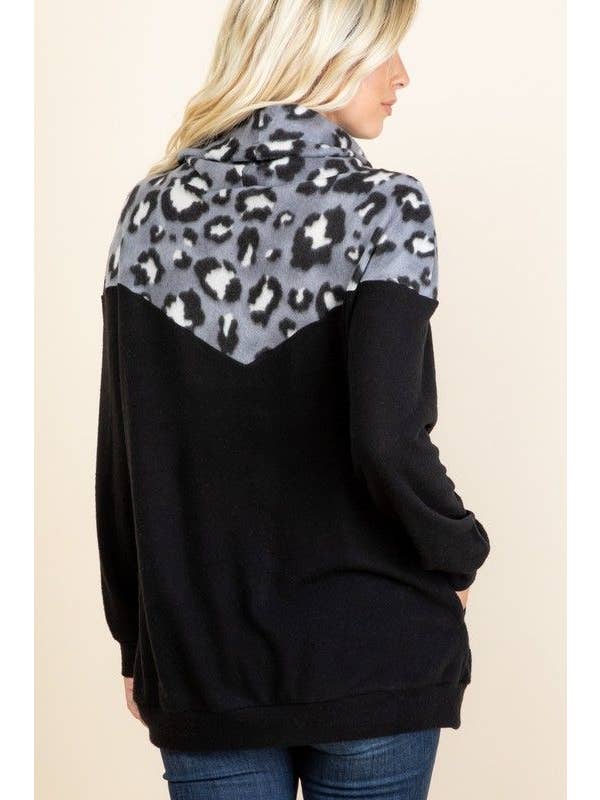 Emerald Collection - Wholesale Sweatshirt - Women's - ETK-8269 Hacci Brush Animal Pullover5