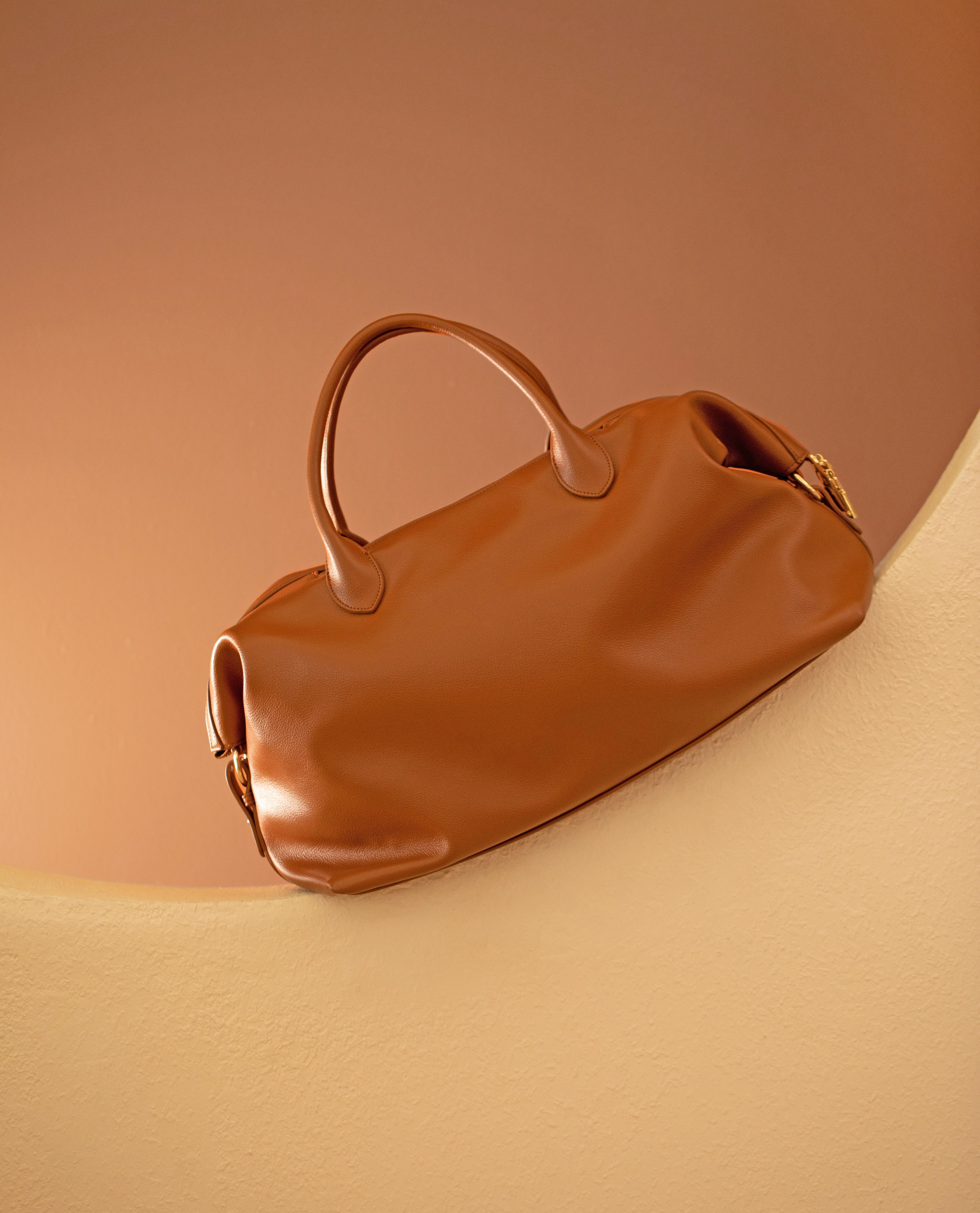 Cognac Izzy for wholesale on Faire0