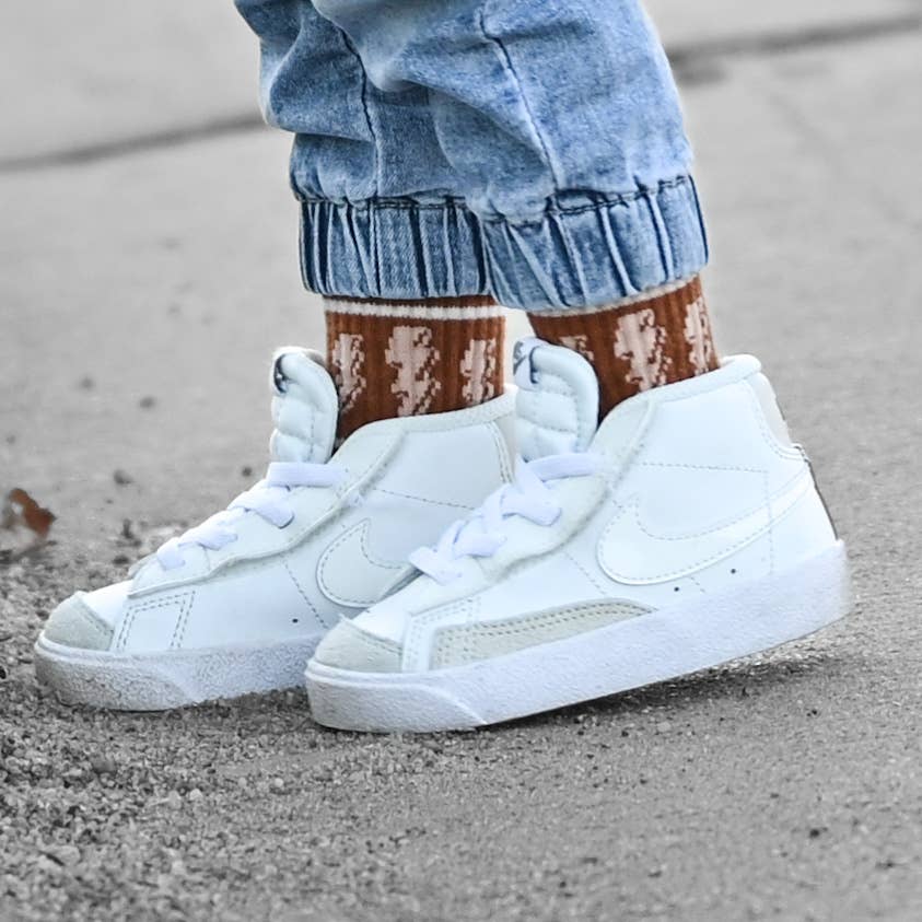 Kickin it up Socks – Großhandel Lifestyle-Sneaker – Kinder – Raiden Socken in verschiedenen Größen1