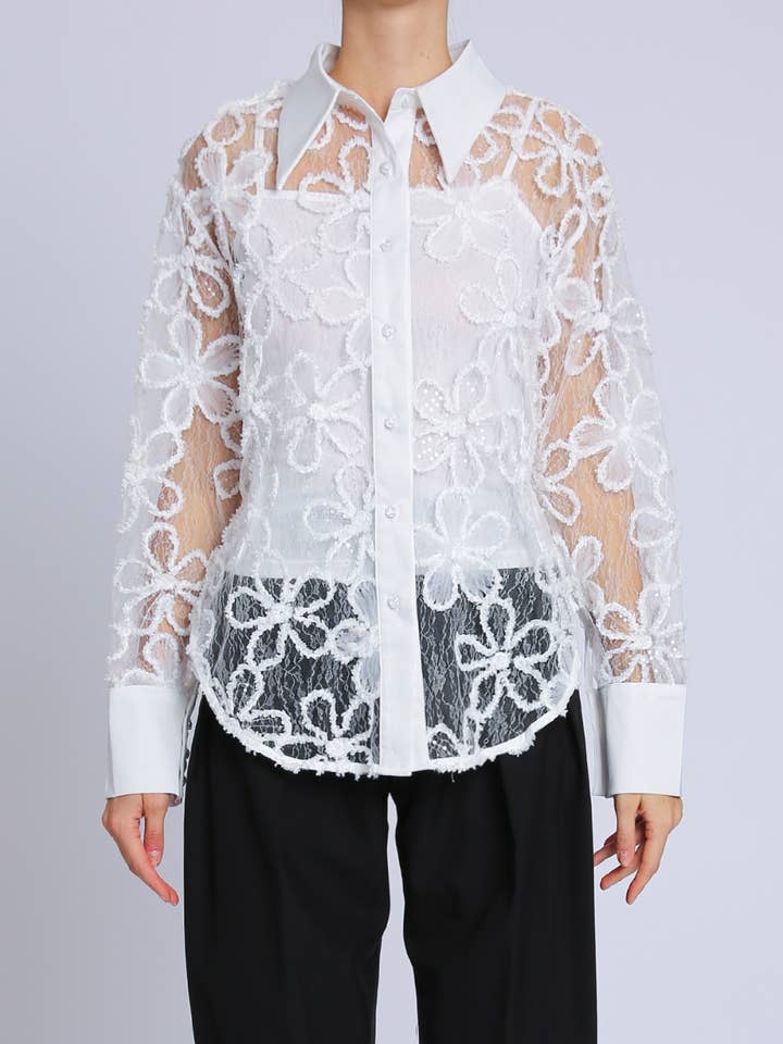 Frans med paljetter blommig broderad på nätblus PC2517 för wholesale av Beulah Style