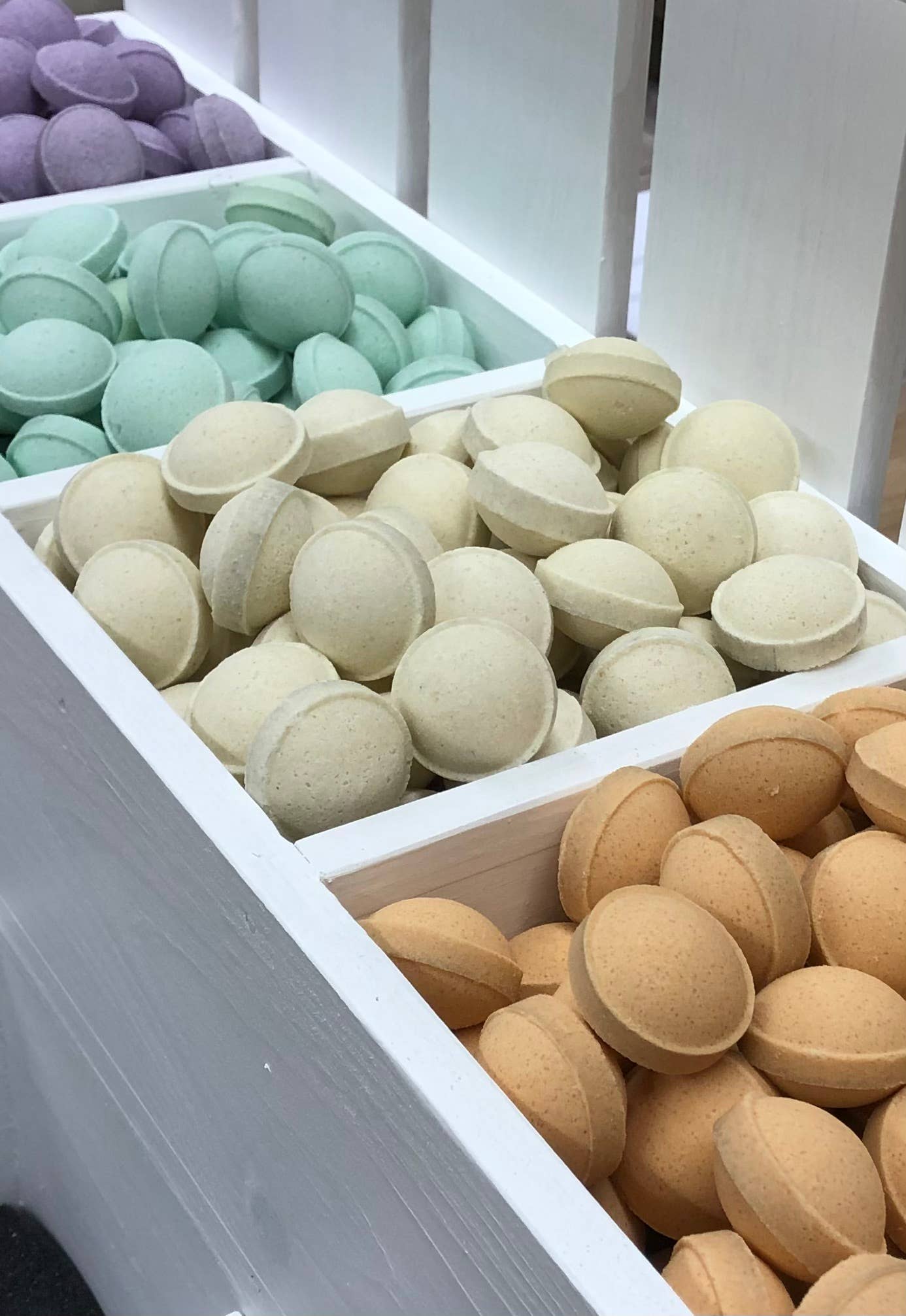 By Snoes - Wholesale Bruisbal/schuim - Mini bruisballen met schuim in 16 geuren (50 stuks)4