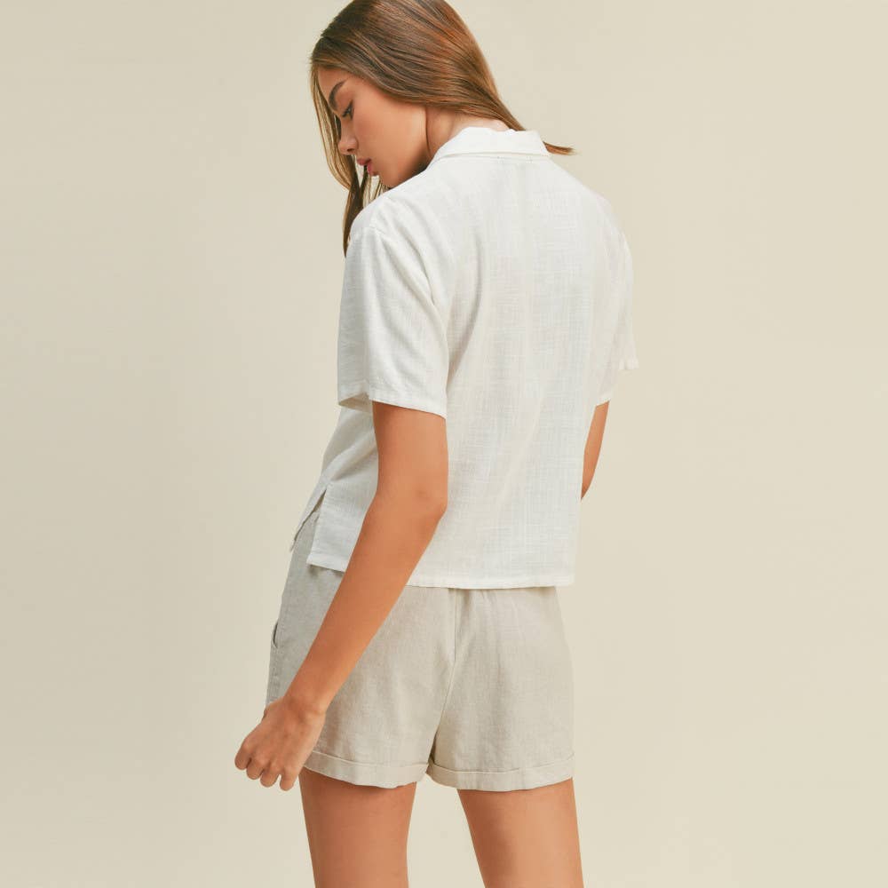 Paperdoll – wholesale Buttoned-down shirt – Women's – LINEN BLEND SHORT SLEEVE BUTTON DOWN CROP CAMP SHIRT5