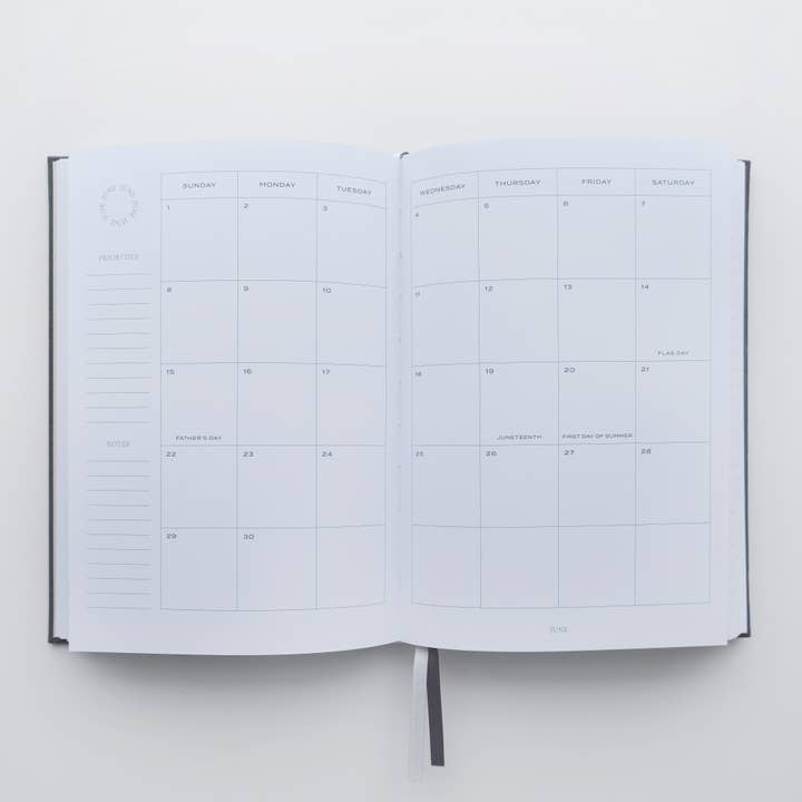 Wit & Delight - Wholesale Planner - 2025 Linen Wrapped Book Bound Planner - Black