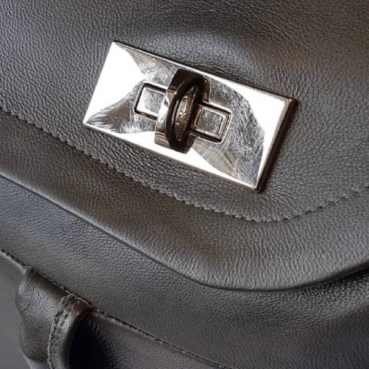 Impromptu Musé - Wholesale Weekender Bag - Women's - Grey Italian Soft Leather Oversized Holdall8