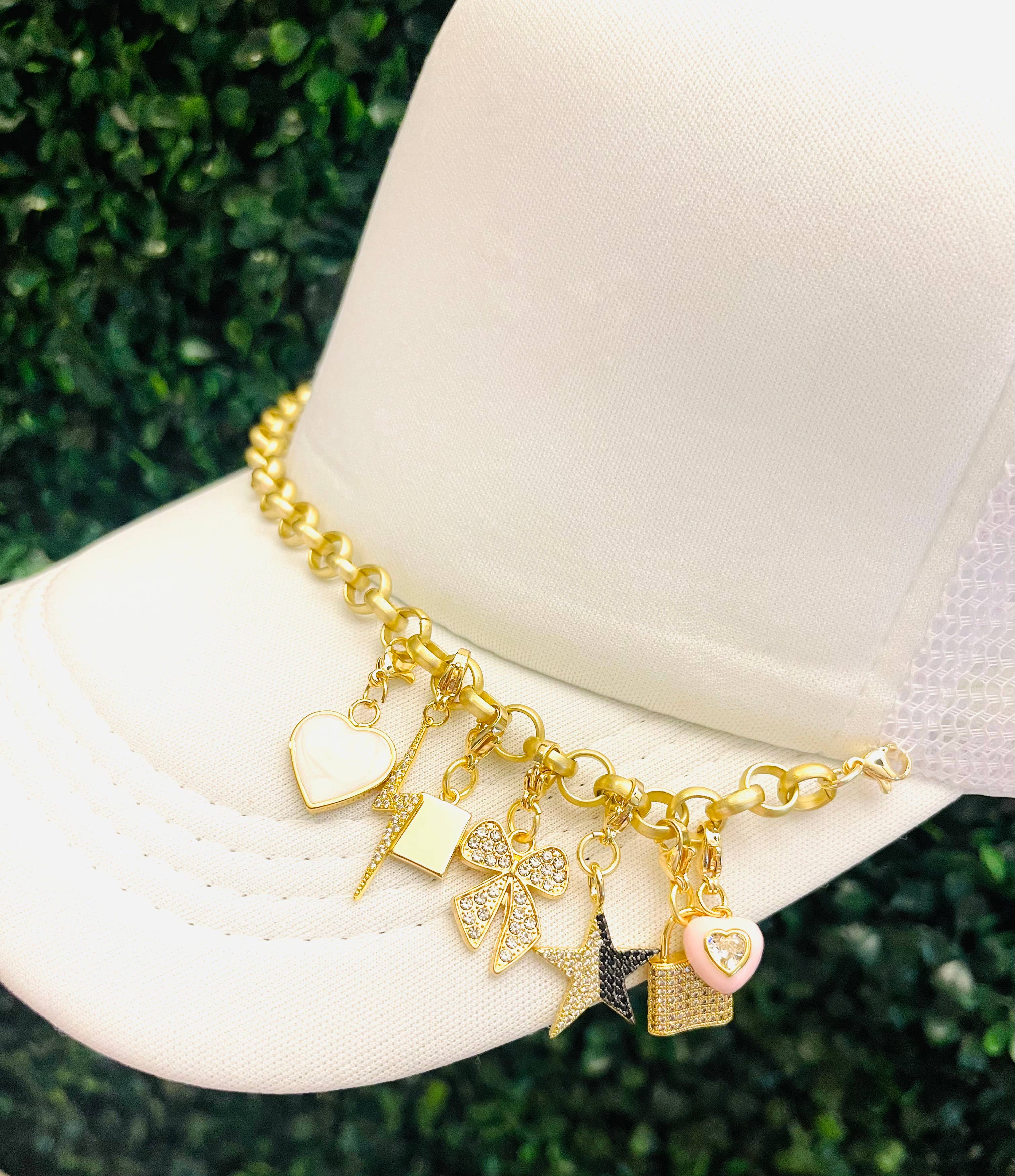 ShannAgains Jewels - Wholesale Hoedaccessoires - Dames - Charm Bar Trucker Hoed10