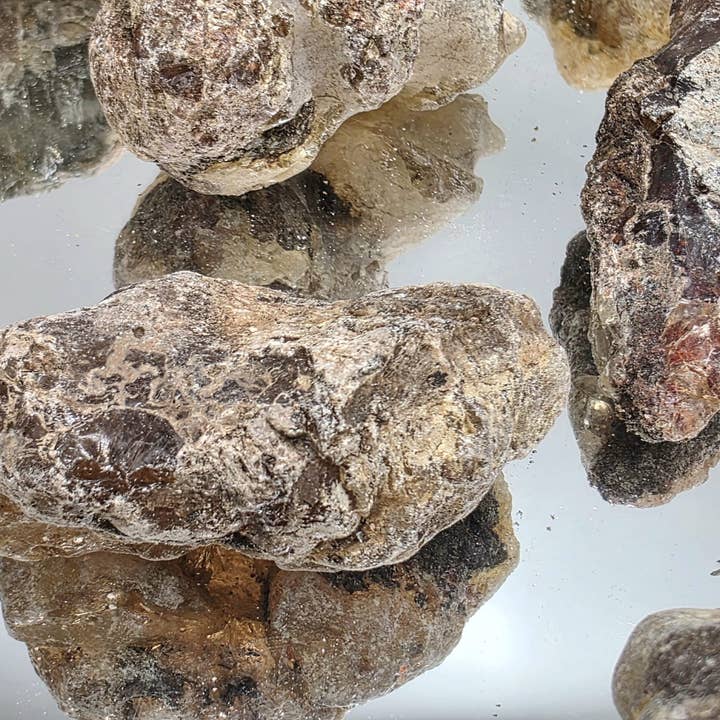 Distinction Crystals – wholesale Spiritual stone/crystal – African Sub Fossil Copal5