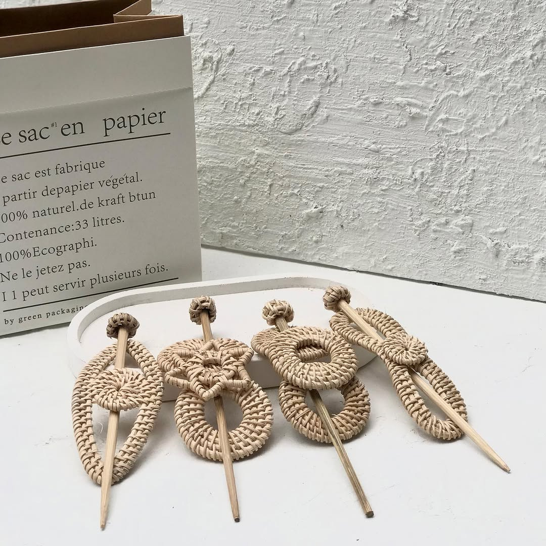 Ecozuper – wholesale Hair clip – Women’s – Handcrafted Rattan Hair Stick Clips – Set of 41