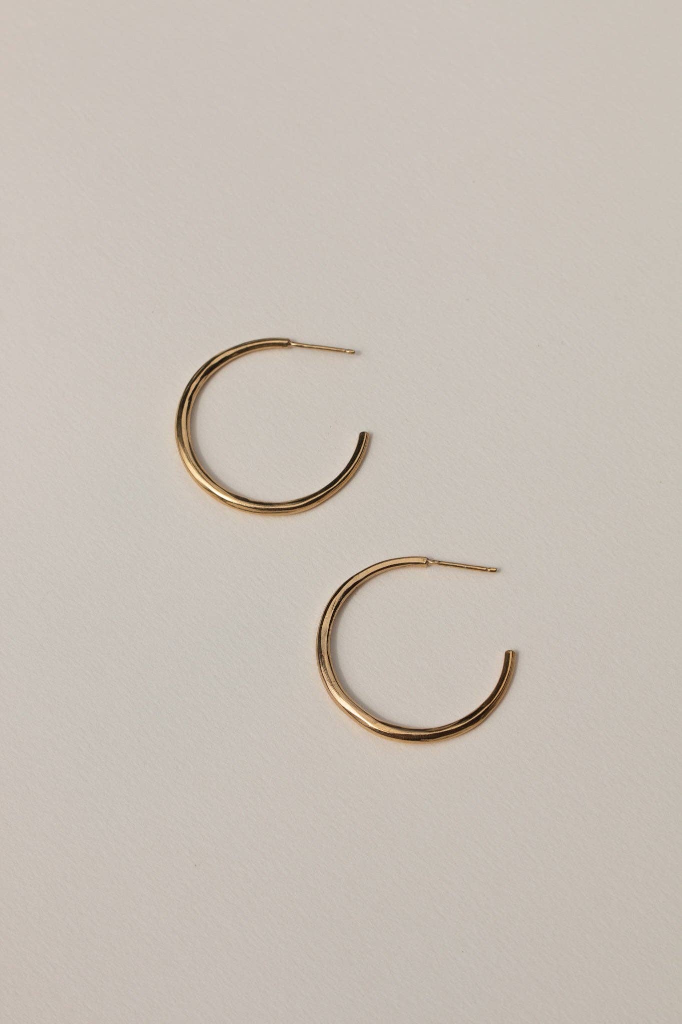 YEWŌ Collective - Wholesale Hoop Earrings - Nayo Hoops (Sm / Lg)5