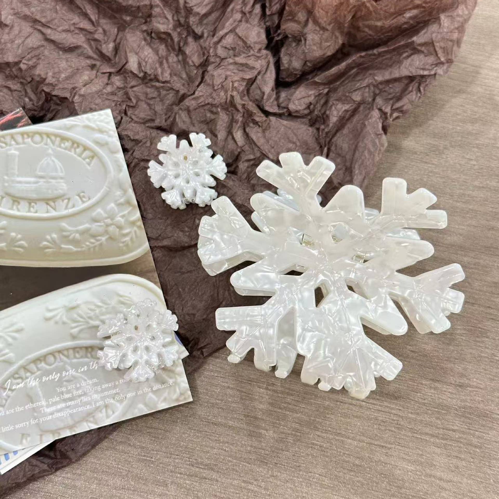 SoapElenGlen - Wholesale Hair Clip - Women's - Frosty Snowflake Hair Clip, Winter Hair Accessories2