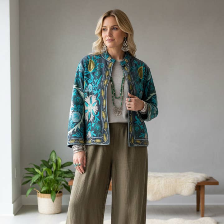 Mandalika Menthe pour la vente par Tolatoli