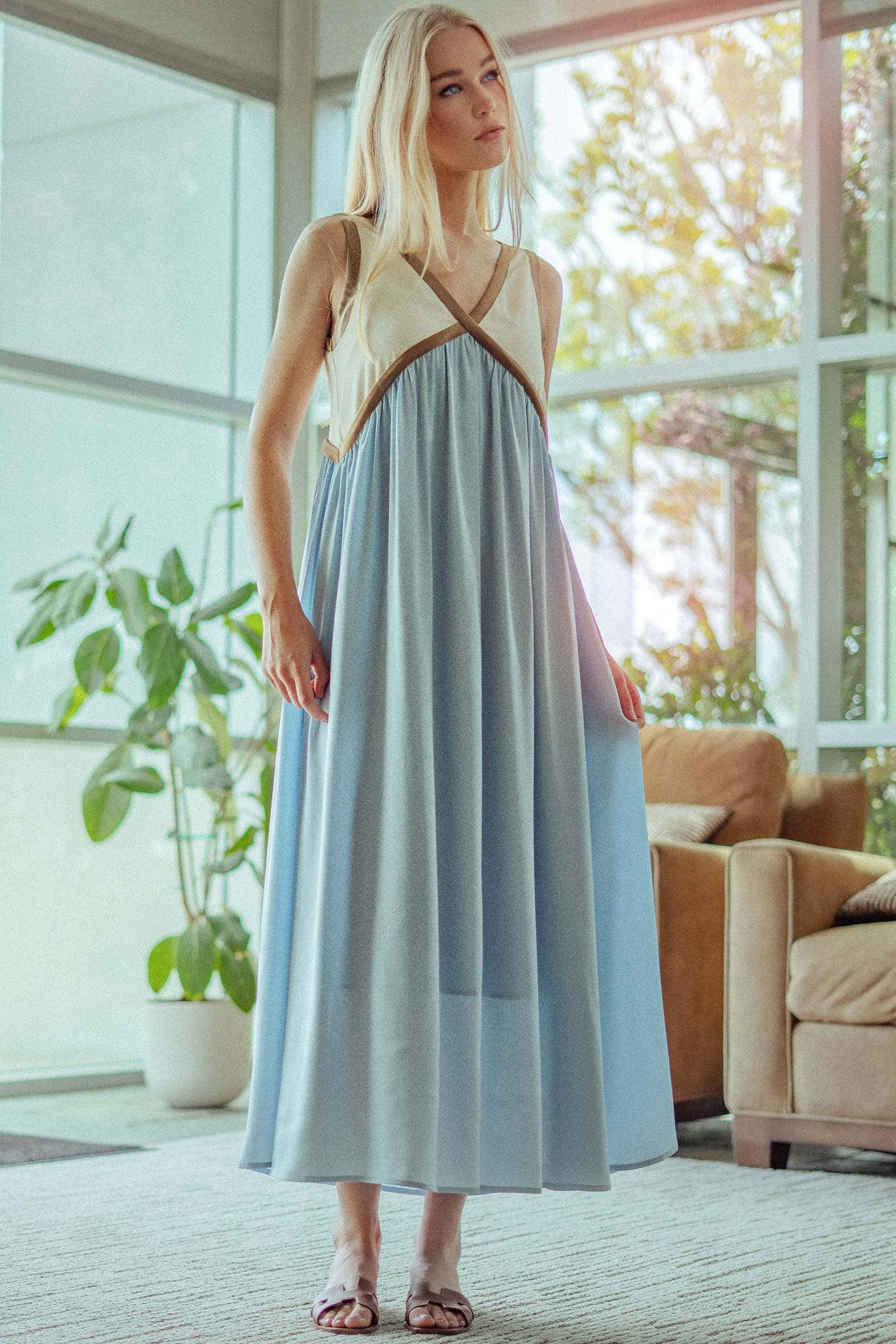 Urban Daizy - Wholesale Dress - Women's - Contrast Piping Empire Waist Dress17