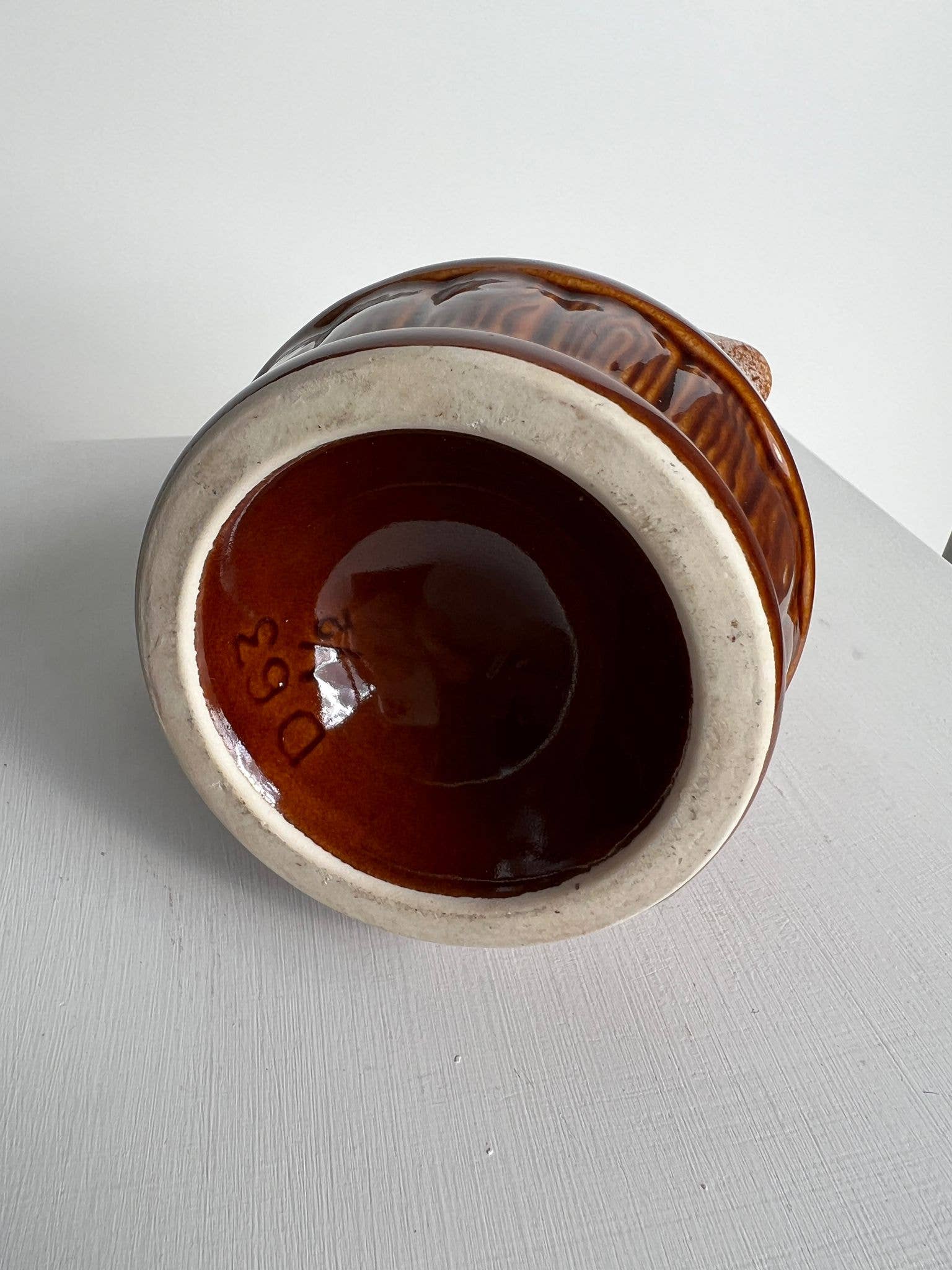 Office Objets – Objeto de mesa decorativo por atacado – Pequena jarra decorativa cerâmica vidrada com motivo de barril de cerveja26