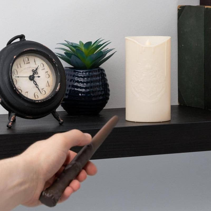 Close Up GmbH - Wholesale Flameless Candle - Harry Potter LED candlelight with wand remote control1
