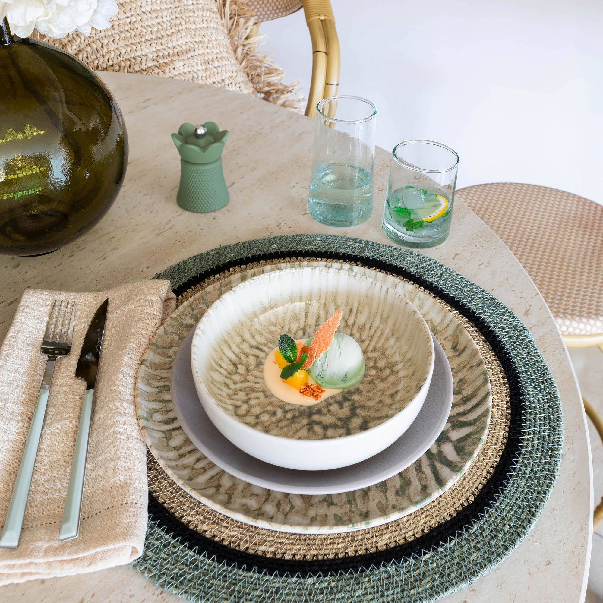 Novastyl - Wholesale Dinner Plate - JADE 600ml green and beige stoneware bowl5