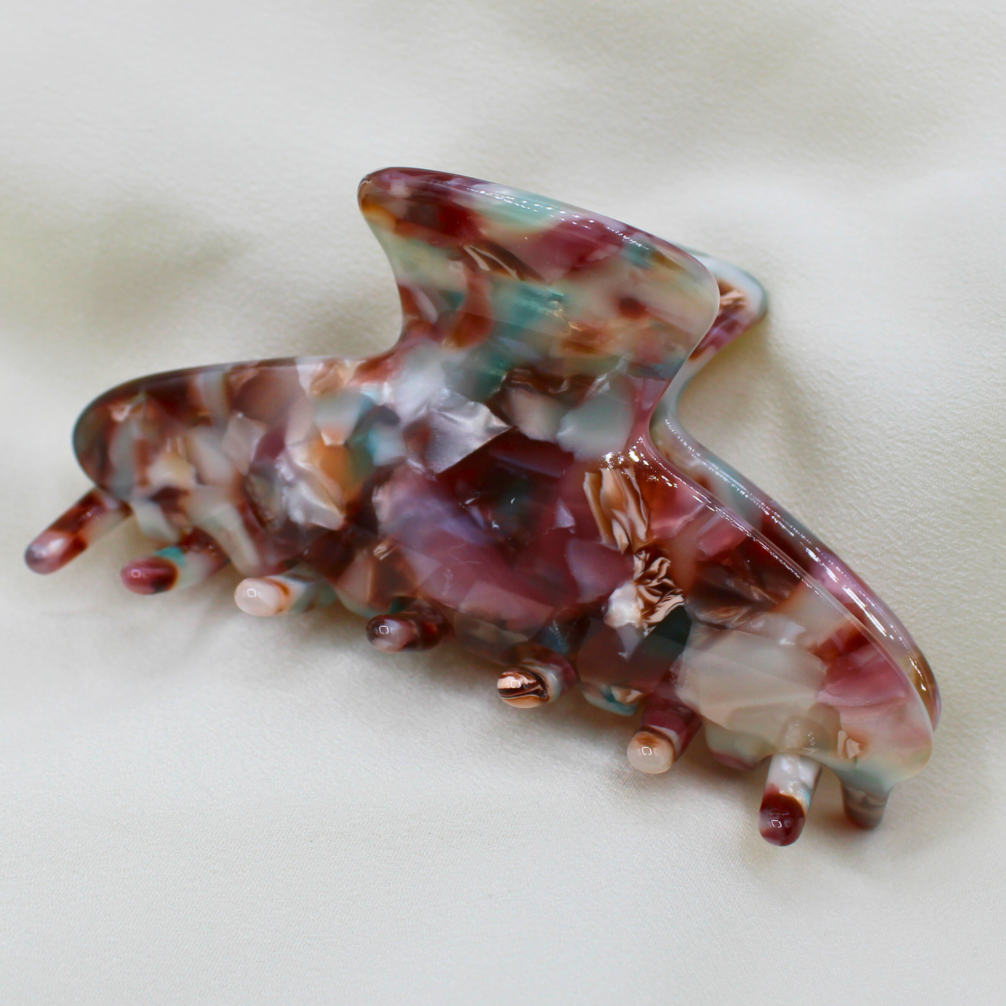 Love Attack - Wholesale Hair Clip - Women's - Izumi Cellulose Acetate Minimalist Hair Claw Clips4