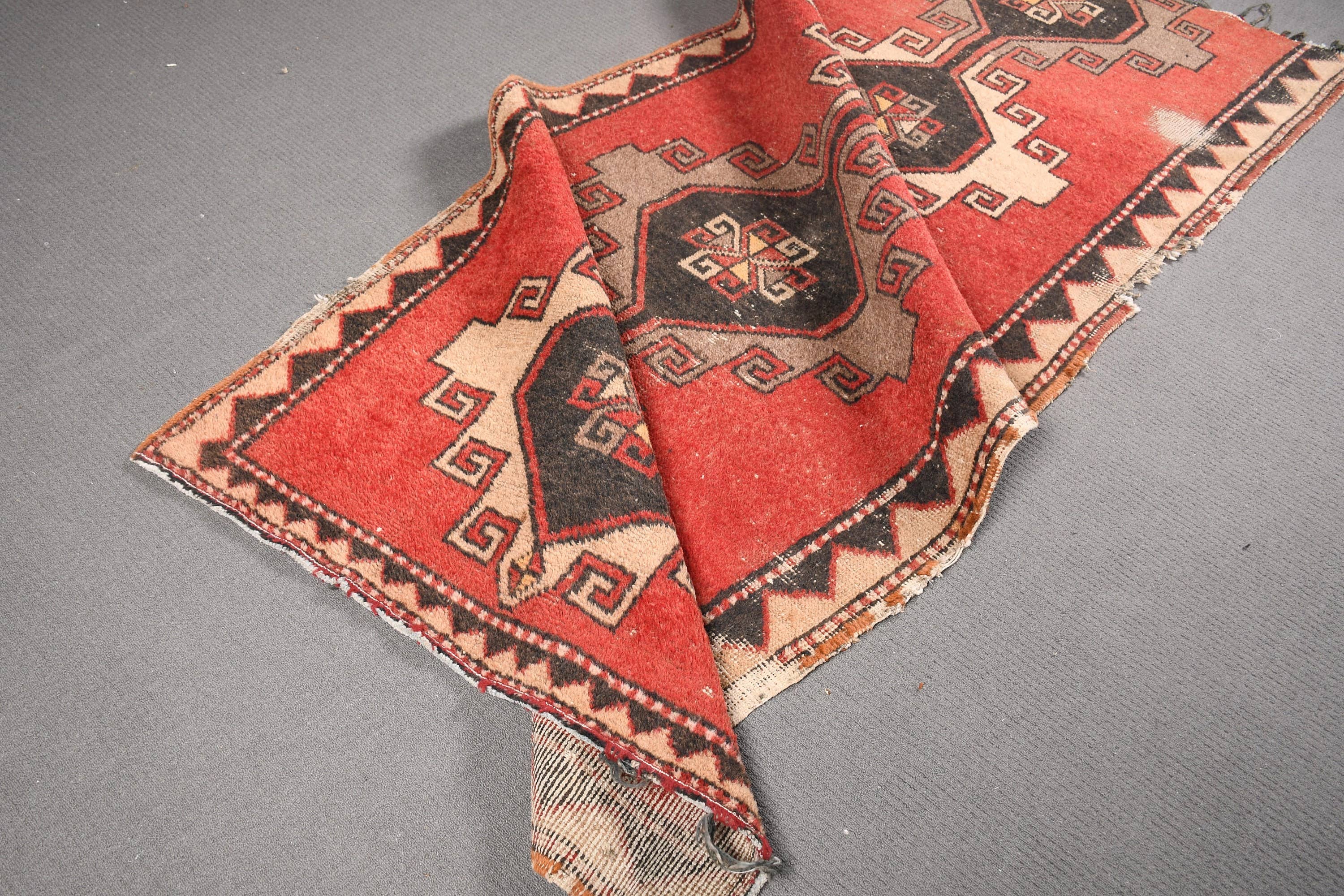 The Loom Wholesale – Engroshandel Løst tæppe – Vintage tyrkisk tæppe, rød aztekisk mønster, 8,4x3,6 ft, SCR-154