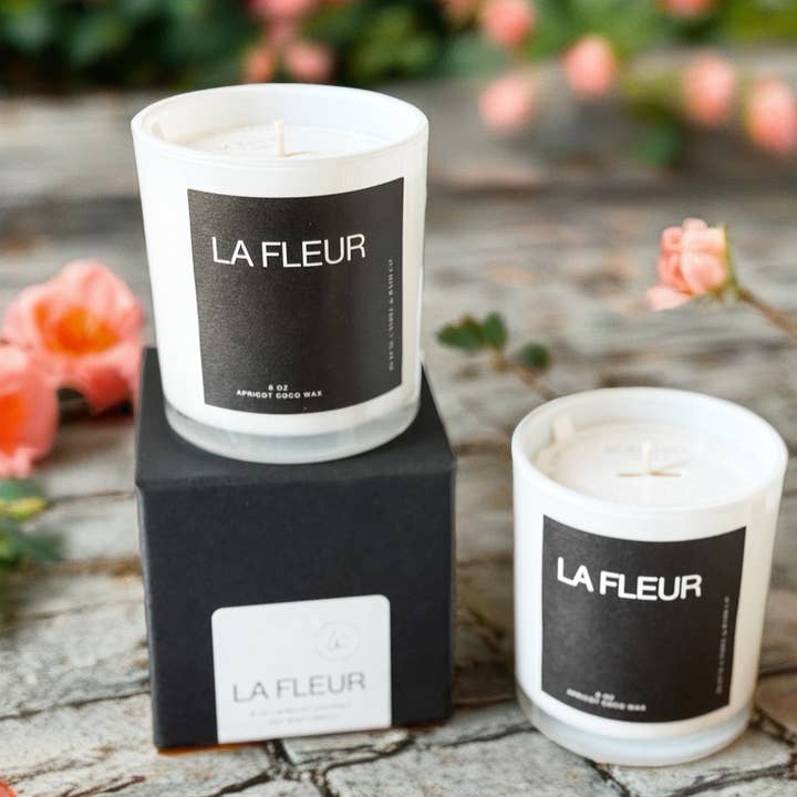 La Fleur - Bougie emblématique de 8 oz pour la vente par Luxe Candle & Bath Co.